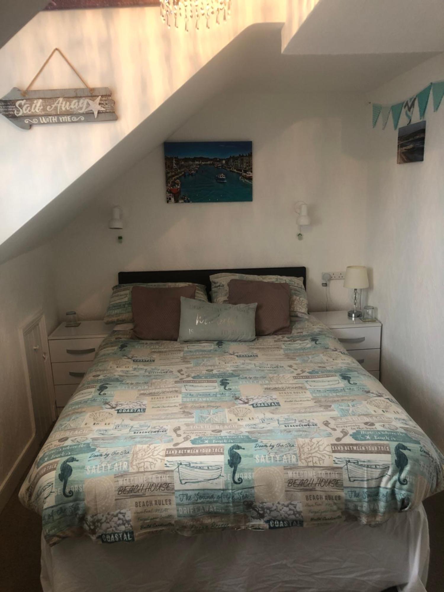 Beachcomber Guesthouse เวย์มัธ ภายนอก รูปภาพ